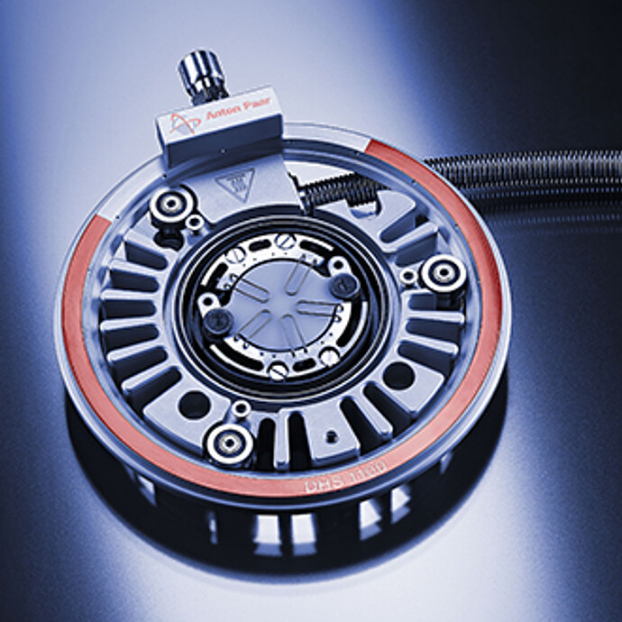 四圆测角仪 DHS 1100 的圆顶高温台,带石墨圆顶,可对多晶样品和薄膜进行 25 到 1,100 °C 范围的高温 X 射线研究 四圆测角仪 DHS 1100 的圆顶高温台,带石墨圆顶,可对多晶样品和薄膜进行 25 到 1,100 °C 范围的高温 X 射线研究