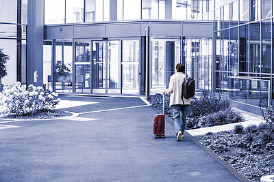 薪水： 综合管理系统和流程 4