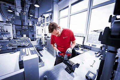 薪水： Anton Paar OptoTec GmbH 3