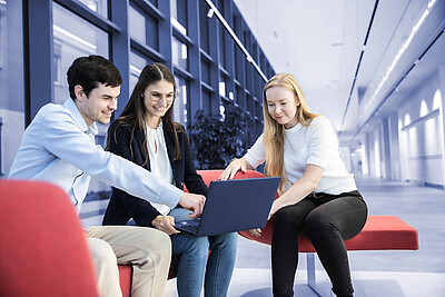 薪水： 管理培训生 3