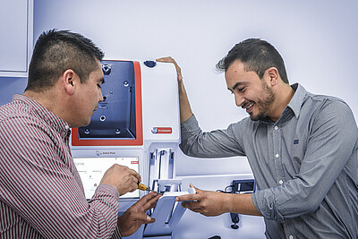 薪水： Anton Paar Colombia S.A.S. 4