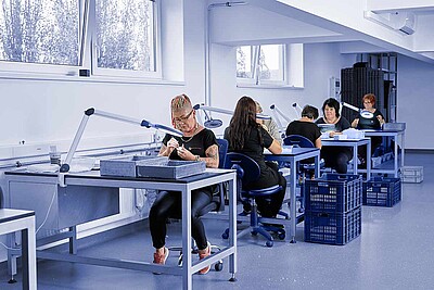 薪水： Anton Paar ShapeTec Hungary Kft. 1