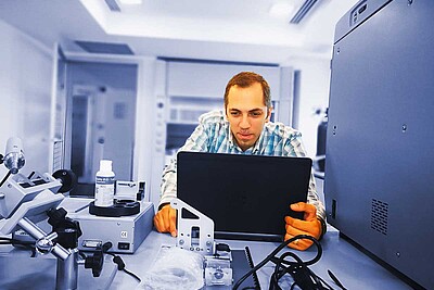 薪水： 服务/技术销售和服务支持 5