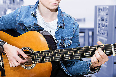 薪水： 幼儿园 5