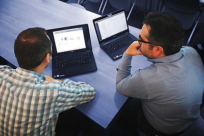 薪水： 服务/技术销售和服务支持 4